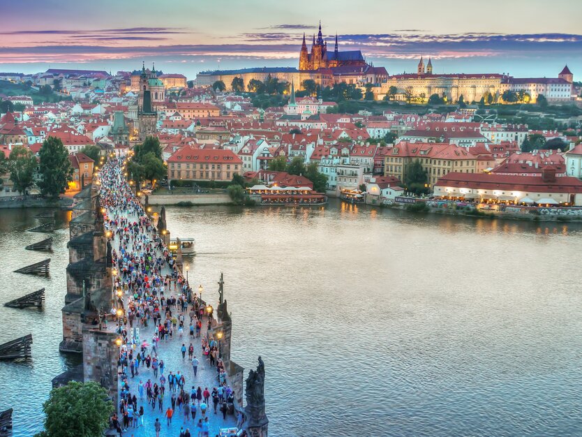 prag mango tours