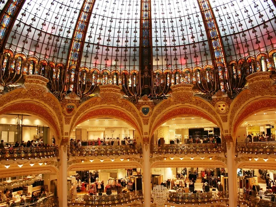 lafayette-galleries-paris-shopping-sale-städtereise