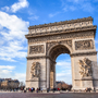 Arc de Triomphe in Paris bei Stadtrundfahrt