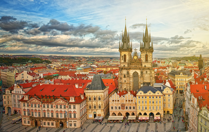 Blick auf die Altstadt von Prag mit Mango Tours