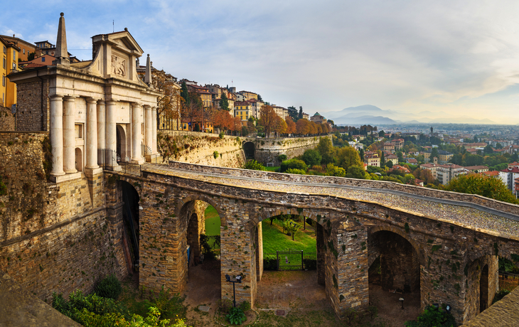 Blick auf Bergamo mit Mango Tours