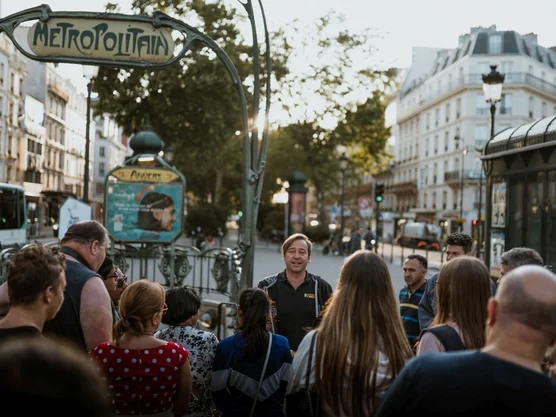 staedtereise-paris-metro-menschen-2